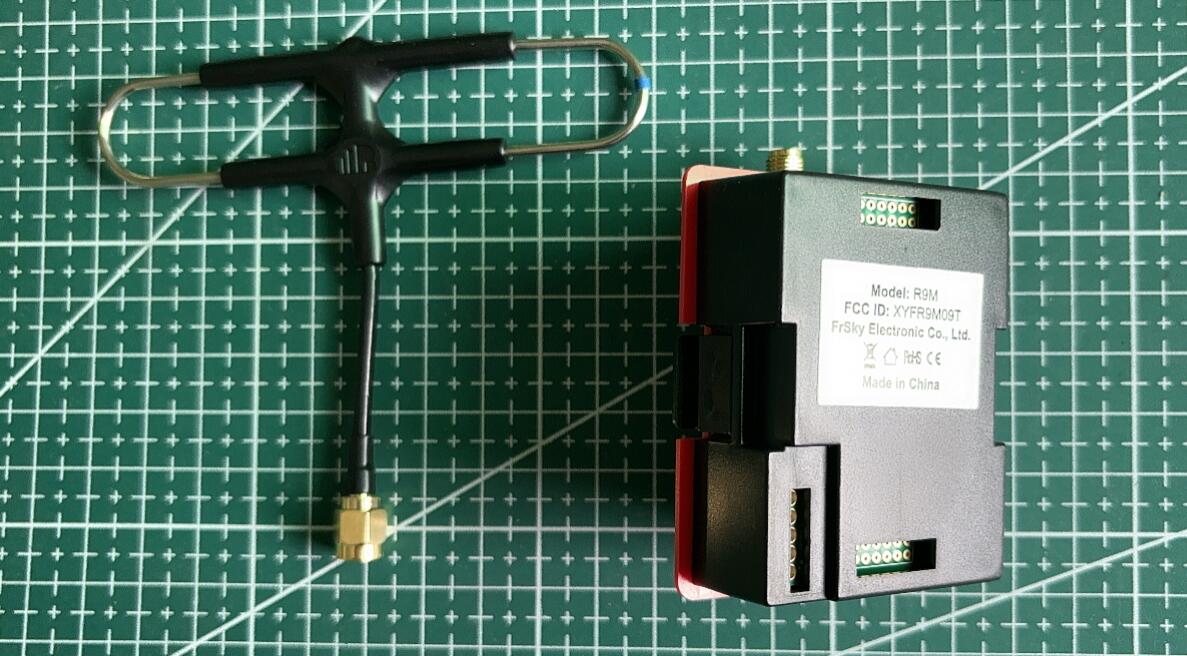 FrSky R9M ACCST 900MHz super L - Frsky Receiver Module avis et prix